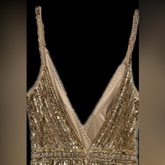 NWT Mac Duggal sequined gown - Picture 9 of 10